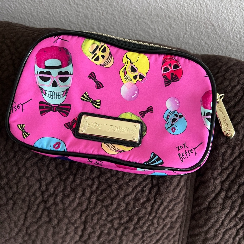 Betsey Johnson makeup bag
